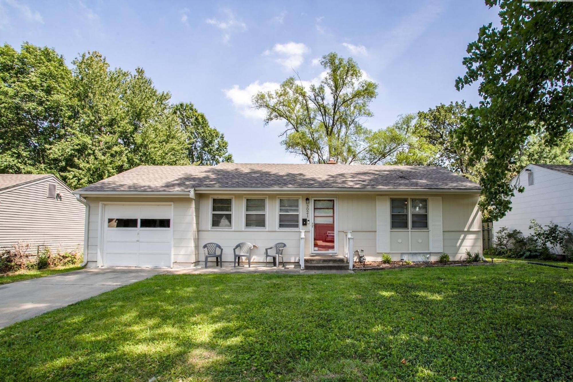 Chic Home With Huge Grassy Yard 7 Mins To Arrowhead Stadium Independence Exterior foto